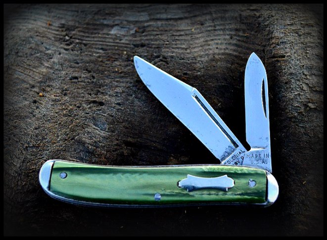 Colonial Green Jack Knife X